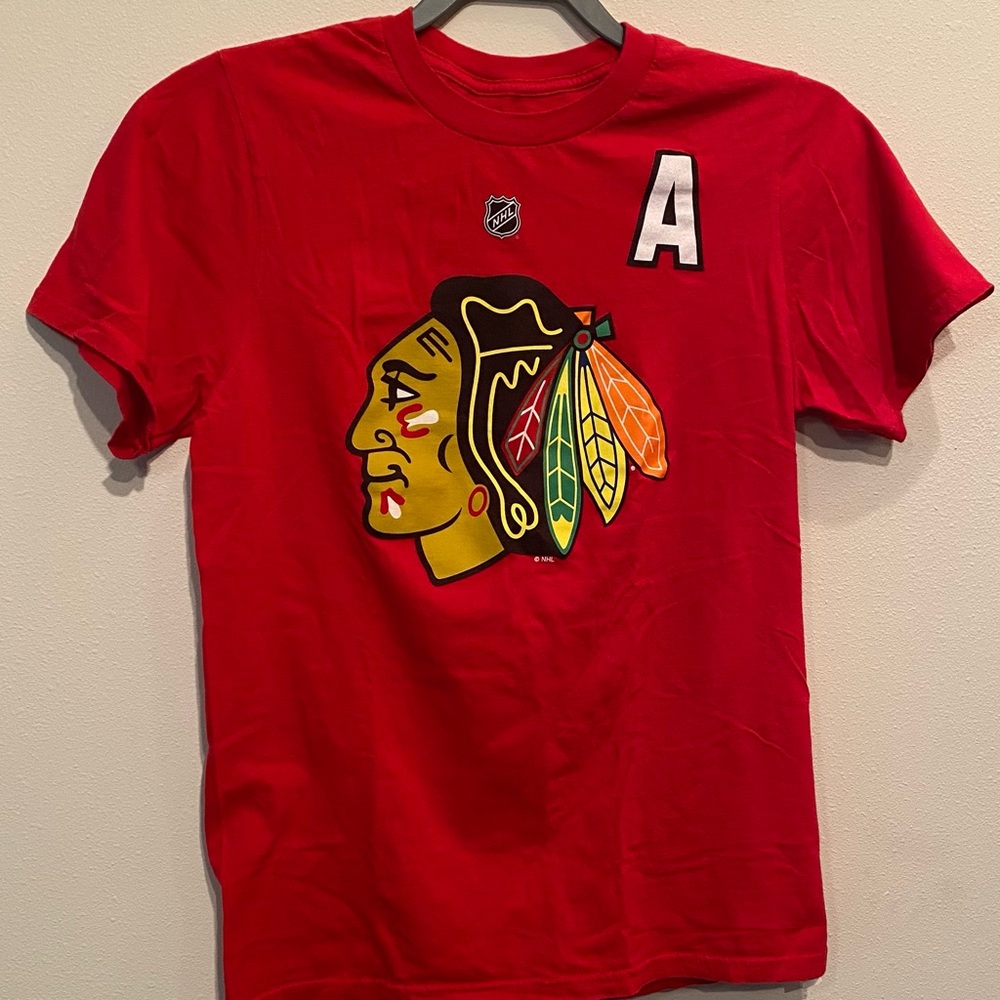 Chicago Blackhawks Short Sleeve Tee - #10 Sharp